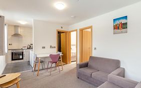 Coastal Charm Retreat In Ilfracombe